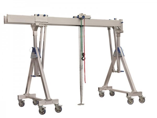 Alu-Portalkran mit Doppelträger verfahrbar 2.000 kg & 3.000 kg Alu-Portalkran mit Doppelträger verfahrbar 2.000 kg & 3.000 kg